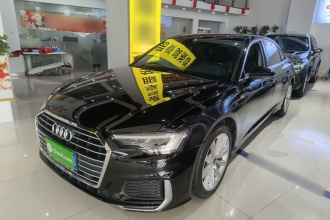 奥迪A6L 2022款 45 TFSI 臻选动感型