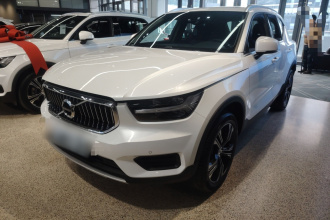 沃尔沃XC40 2022款 T4 四驱智远豪华版