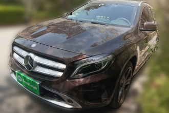 奔驰GLA 2015款 GLA 220 4MATIC 豪华型