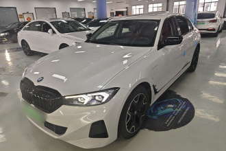 宝马i3 2023款 eDrive 40 L 曜夜套装