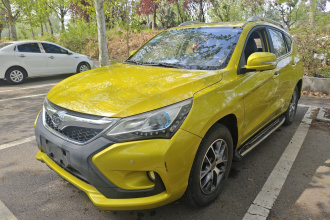 比亚迪 宋 2016款 1.5TI 手动豪华型