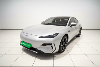 吉利银河 银河E8 2025款 700km 远航智驾版