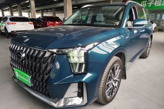 广汽传祺 传祺GS8 2022款 双擎系列 2.0TM 四驱尊贵版 （六座）