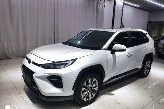 丰田 威兰达 2023款 2.0L CVT两驱都市版