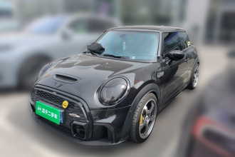 MINI 2022款 2.0T COOPER S 黑标特别版