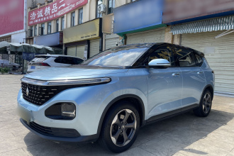 宝骏RM-5 2019款 1.5T CVT 24小时在线尊贵型 6座