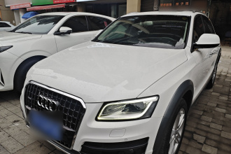 奥迪Q5 2018款 典藏版 40 TFSI 技术型