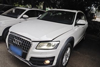 奥迪Q5 2018款 典藏版 40 TFSI 技术型