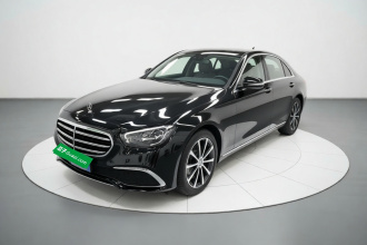 奔驰E级新能源 2022款 改款三 E 350 e L 插电式混合动力轿车