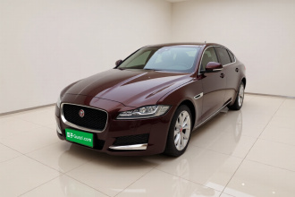 捷豹XFL 2019款 XFL 2.0T 250PS 两驱豪华版