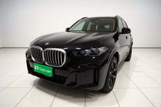 宝马X5 2023款 xDrive 30Li 尊享型M运动曜夜套装