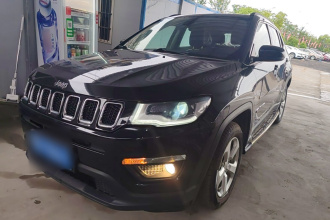 Jeep 指南者 2017款 200T 自动家享版