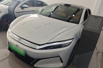 比亚迪 汉L 2025款 EV 四驱激光雷达旗舰型