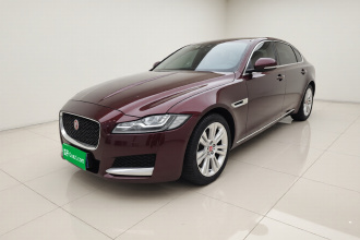 捷豹XFL 2019款 XFL 2.0T 250PS 四驱尊享版