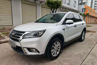 北汽幻速S6 2016款 1.5T 手动智能型