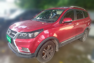 北汽幻速S3 2016款 S3L 1.5L 手动尊贵型
