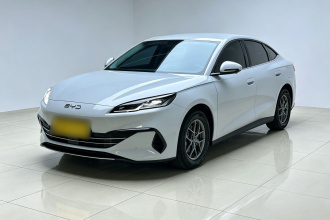 比亚迪 海豹06新能源 2026款 DM-i 超享版 128KM豪华版