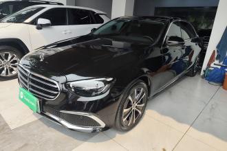 奔驰E级新能源 2022款 改款二 E 350 e L 插电式混合动力轿车