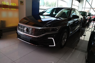 大众 帕萨特新能源 2025款 430PHEV 混动商务版