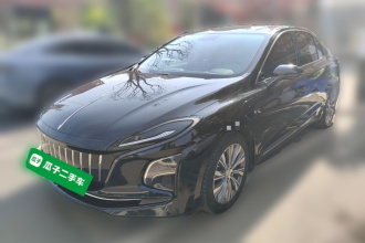 红旗E-QM5 2022款 431km 充电乐享版