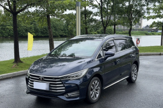 比亚迪 宋MAX 2019款 1.5T 自动智联睿逸天窗型 7座 国VI