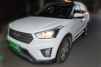 北京现代ix25 2015款 2.0L 自动两驱智能型GLS