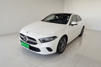 奔驰A级(进口) 2019款 A 200 动感型