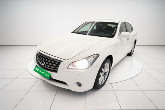 英菲尼迪Q70 2013款 Q70L 2.5L 雅致版