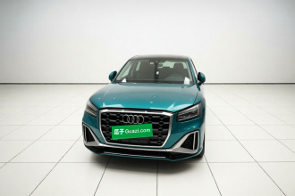 奥迪Q2L 2022款 35 TFSI 时尚动感型