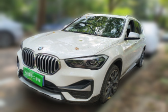 宝马X1 2022款 改款 xDrive25Li 尊享型