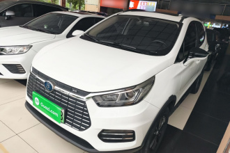 比亚迪 元新能源 2018款 EV360 智联炫酷型