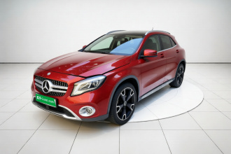 奔驰GLA 2017款 GLA 220 4MATIC 时尚型