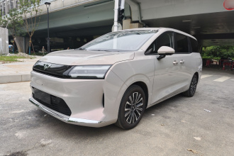 五菱汽车 星光730新能源 2025款 纯电 500km 豪华型