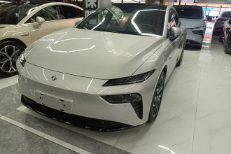 东风奕派 eπ007 2025款 纯电 565四驱Max领航版