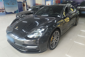 保时捷 2017款 Panamera 4 行政加长版 3.0T
