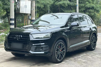奥迪Q7 2019款 45 TFSI 舒适型
