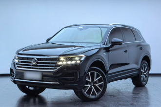 大众 途锐 2022款 3.0TSI 锐享版 经典运动套装