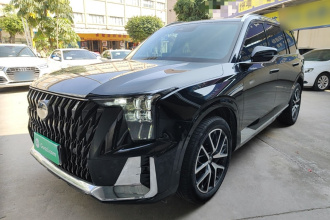 广汽传祺 传祺GS8 2022款 双擎系列 2.0TM 四驱尊贵版 （七座）