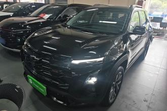 雪佛兰 探界者Plus 2024款 102km RS 至臻版