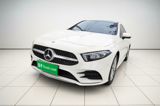 奔驰A级 2022款 改款 A 200 L 运动轿车动感型