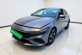 现代 伊兰特 2023款 1.5L CVT LUX尊贵版