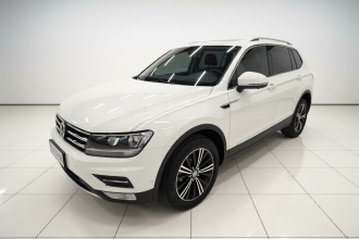 大众 途观L 2020款 330TSI 自动两驱全景舒适版 国VI