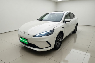 比亚迪 海豹05 DM-i 2025款 DM-i 智驾版 120KM旗舰型