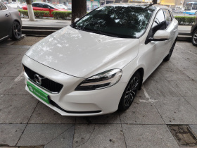 沃尔沃V40 2017款 T3 智逸版