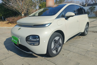 宝骏云朵 2023款 360 Pro