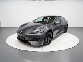 深蓝汽车 深蓝SL03 2025款 增程运动型