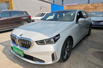 宝马5系 2024款 530Li 领先型 豪华套装
