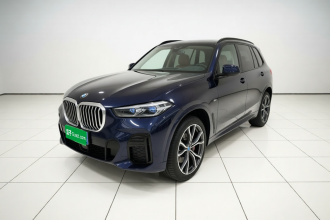 宝马X5 2023款 xDrive 30Li 尊享型M运动曜夜套装