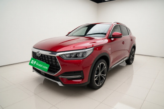比亚迪 宋PLUS 2020款 1.5T 自动旗舰型