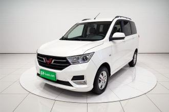 五菱汽车 五菱宏光 2021款 改款 1.5L S舒适型 液压助力LAR